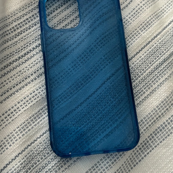 iPhone 12 Pro Cases - Picture 4 of 12
